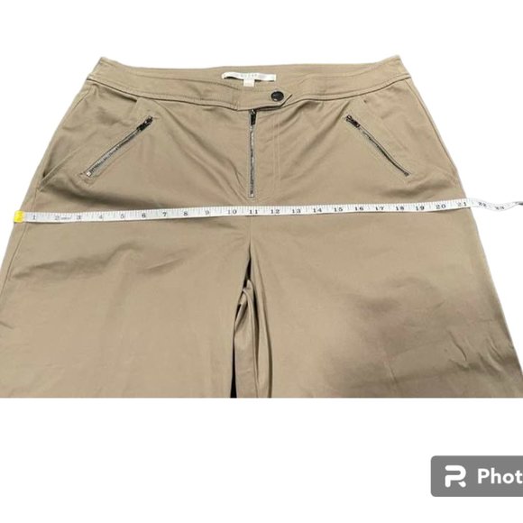 Guess ~ Wide Leg Flared Capri Gaucho Pants with Zippered Front Pockets  size 10 - Picture 3 of 14